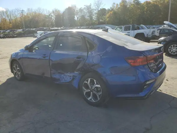 3KPF24AD0KE109842 2019 KIA FORTE - Image 2