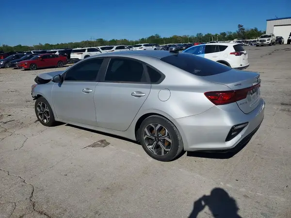 3KPF24AD0KE111591 2019 KIA FORTE - Image 2