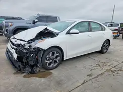 3KPF24AD0KE111736 2019 KIA FORTE