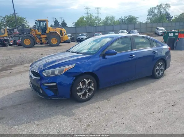 3KPF24AD0KE113244 2019 KIA FORTE - Image 2