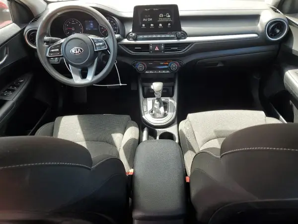 3KPF24AD0KE117083 2019 KIA FORTE - Image 8