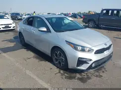3KPF24AD0KE118380 2019 KIA FORTE