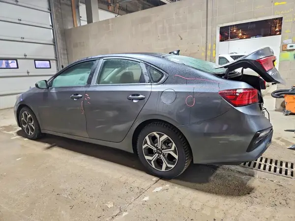 3KPF24AD0KE119626 2019 KIA FORTE - Image 2