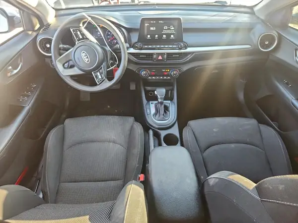 3KPF24AD0KE120243 2019 KIA FORTE - Image 8