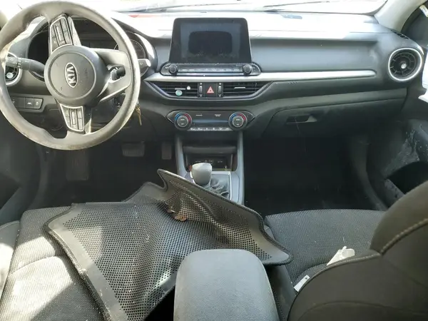 3KPF24AD0KE120954 2019 KIA FORTE - Image 8