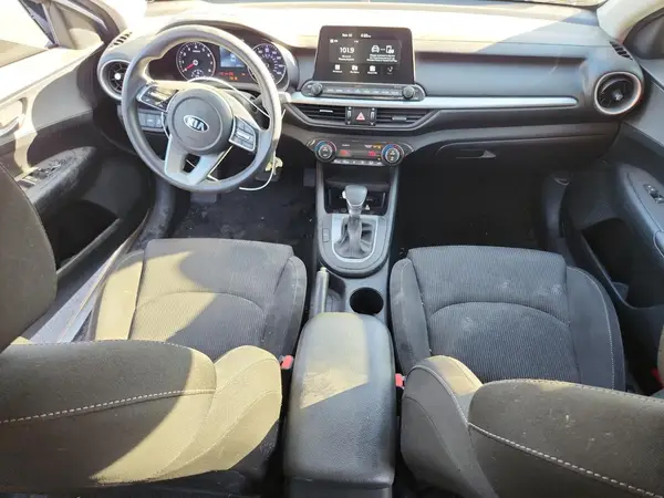 3KPF24AD0KE121098 2019 KIA FORTE - Image 8