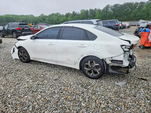 3KPF24AD0KE122512 2019 KIA FORTE - Image 2