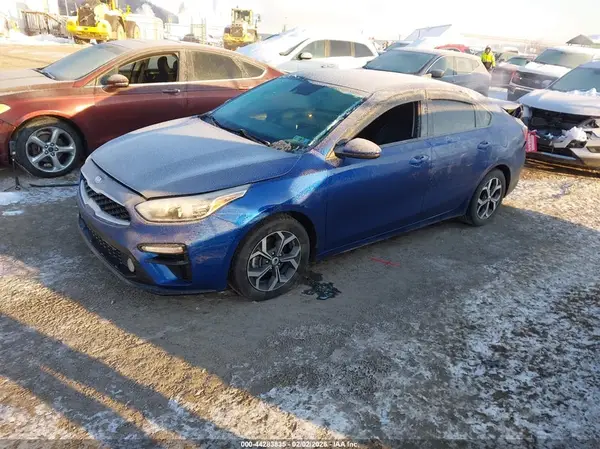 3KPF24AD0KE123417 2019 KIA FORTE - Image 2
