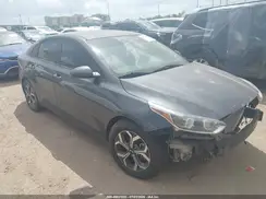 3KPF24AD0KE126060 2019 KIA FORTE