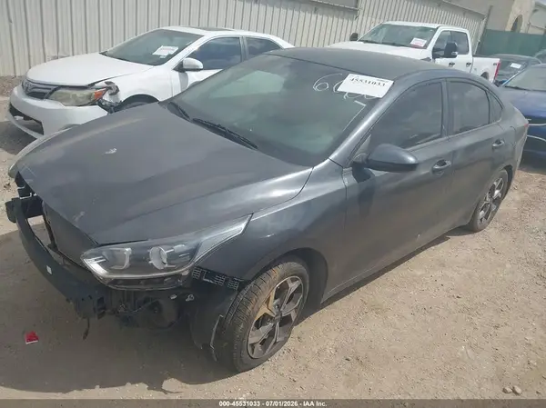 3KPF24AD0KE126060 2019 KIA FORTE - Image 2