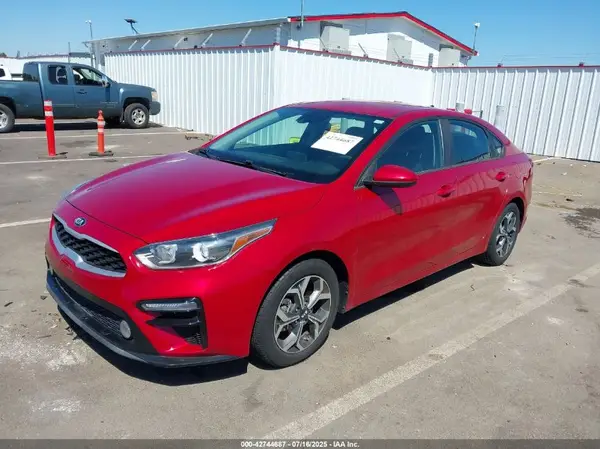 3KPF24AD0KE126379 2019 KIA FORTE - Image 2