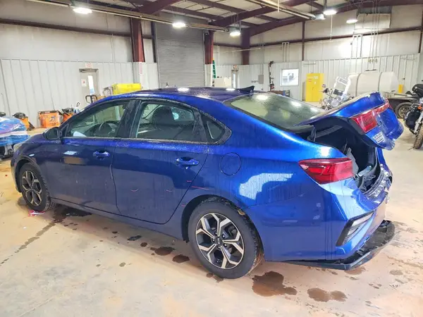 3KPF24AD0KE130738 2019 KIA FORTE - Image 2