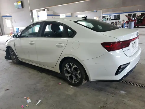 3KPF24AD0KE131906 2019 KIA FORTE - Image 2