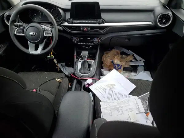 3KPF24AD0KE133753 2019 KIA FORTE - Image 8