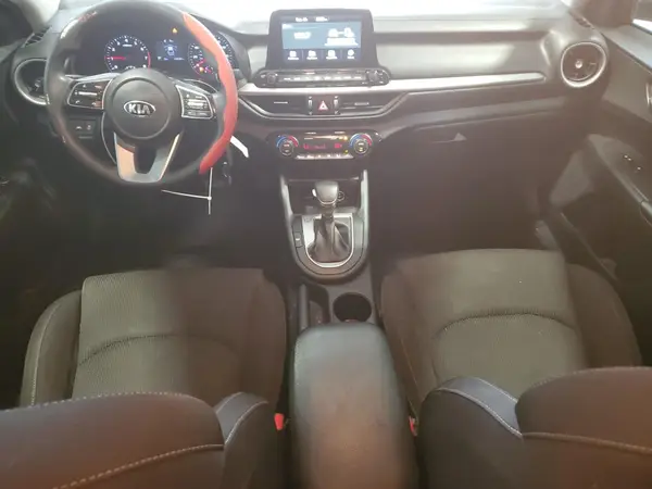 3KPF24AD0KE136460 2019 KIA FORTE - Image 8