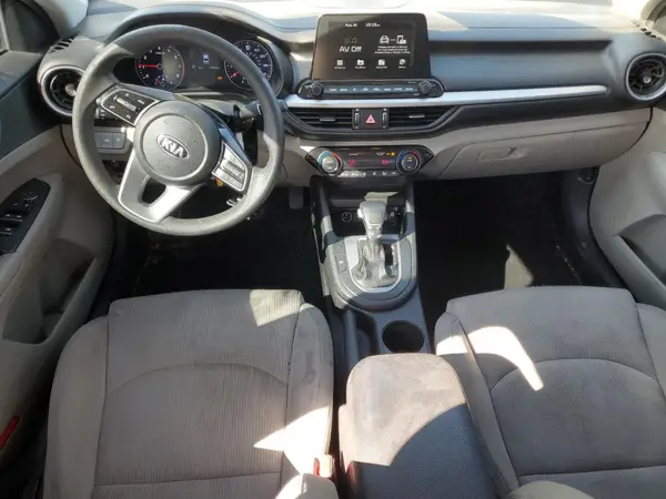 3KPF24AD0KE136717 2019 KIA FORTE - Image 8