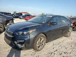 3KPF24AD0KE136751 2019 KIA FORTE