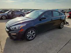 3KPF24AD0KE137768 2019 KIA FORTE