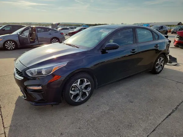3KPF24AD0KE137768 2019 KIA FORTE - Image 1
