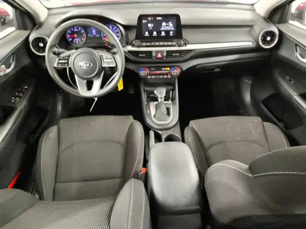 3KPF24AD0KE138127 2019 KIA FORTE - Image 8
