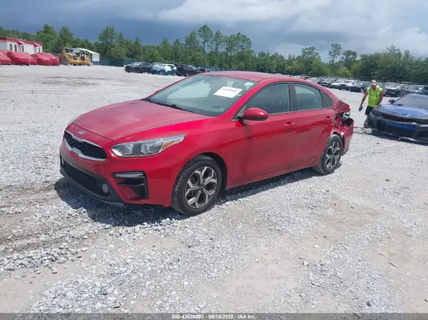 3KPF24AD0LE142566 2020 KIA FORTE - Image 2