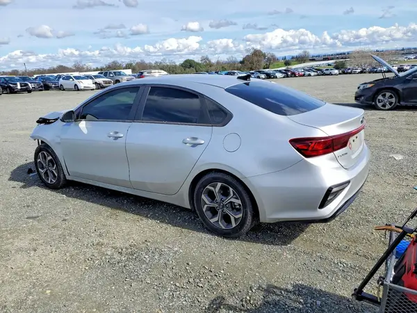 3KPF24AD0LE143510 2020 KIA FORTE - Image 2