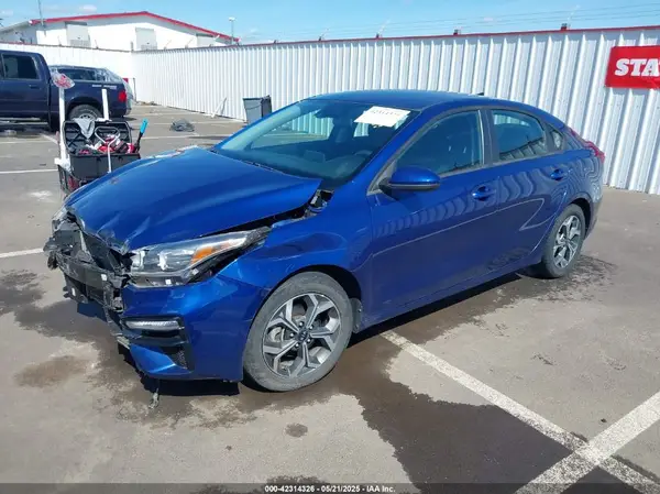 3KPF24AD0LE150697 2020 KIA FORTE - Image 2
