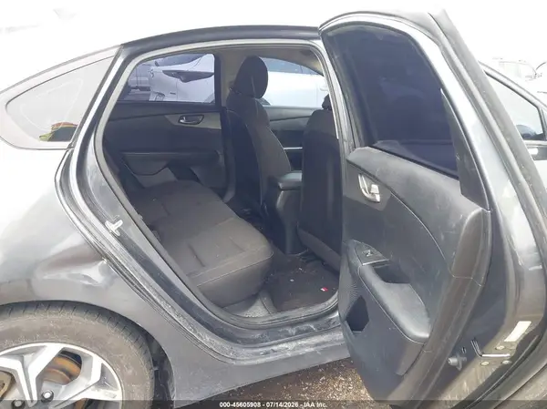 3KPF24AD0LE151641 2020 KIA FORTE - Image 8
