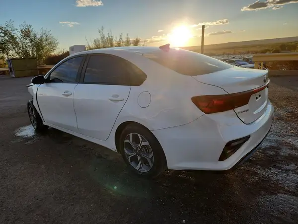 3KPF24AD0LE153020 2020 KIA FORTE - Image 2