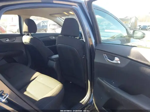 3KPF24AD0LE158637 2020 KIA FORTE - Image 8