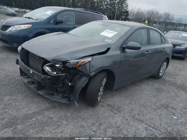 3KPF24AD0LE168472 2020 KIA FORTE - Image 2
