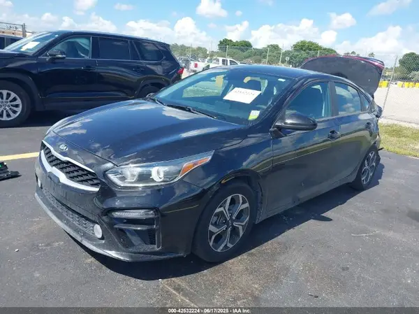 3KPF24AD0LE170514 2020 KIA FORTE - Image 2
