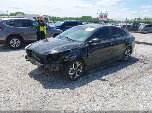 3KPF24AD0LE171369 2020 KIA FORTE - Image 2
