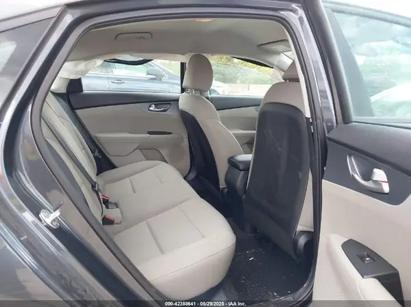3KPF24AD0LE173865 2020 KIA FORTE - Image 8