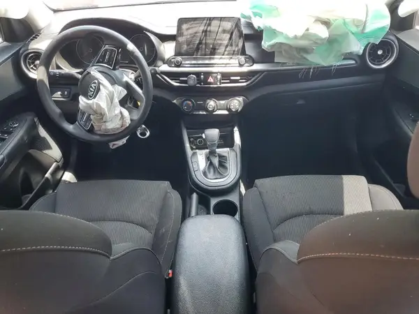 3KPF24AD0LE173932 2020 KIA FORTE - Image 8