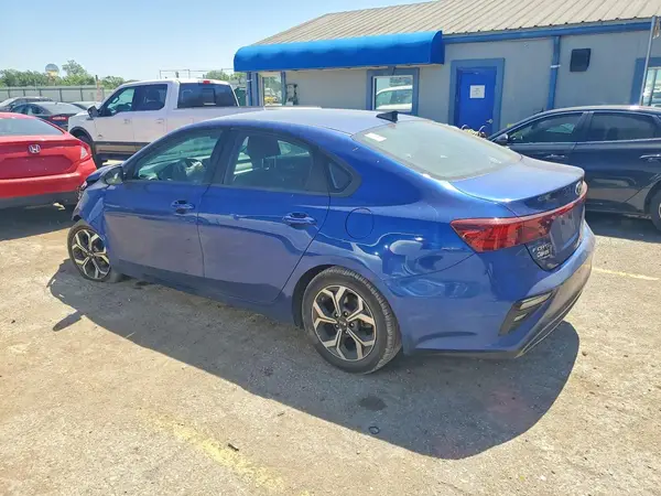 3KPF24AD0LE177737 2020 KIA FORTE - Image 2