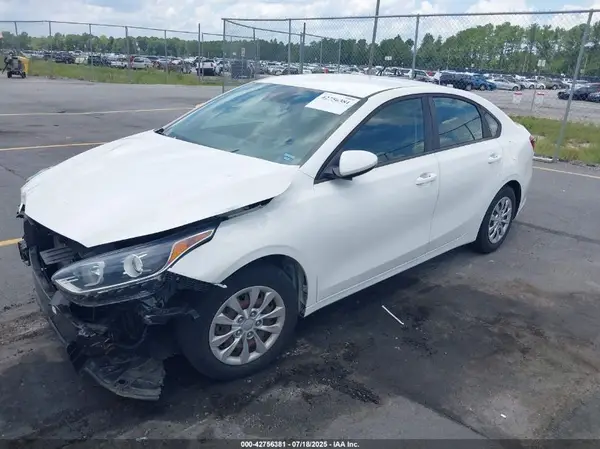 3KPF24AD0LE183344 2020 KIA FORTE - Image 2