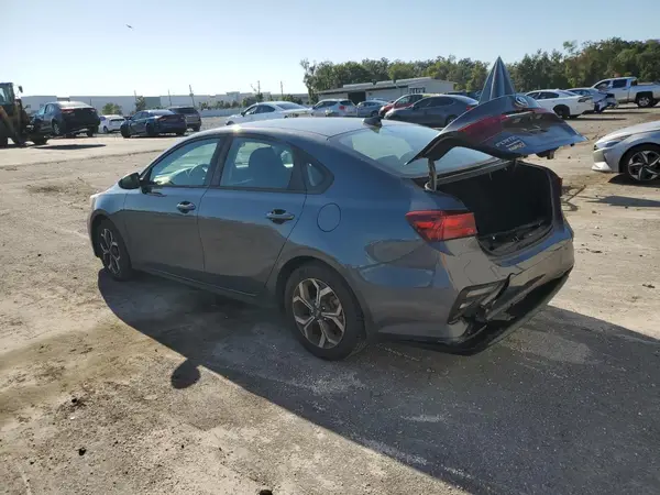 3KPF24AD0LE186826 2020 KIA FORTE - Image 2