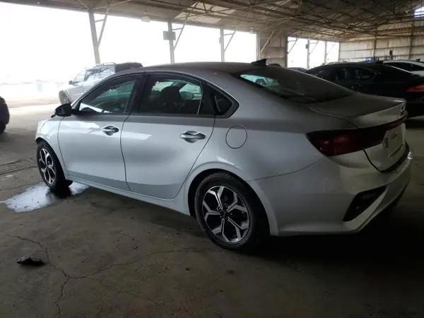 3KPF24AD0LE188057 2020 KIA FORTE - Image 2