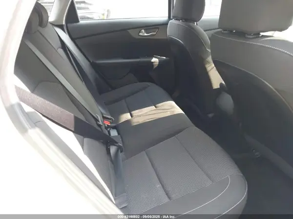 3KPF24AD0LE188821 2020 KIA FORTE - Image 8