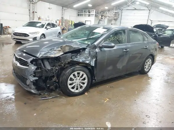 3KPF24AD0LE191363 2020 KIA FORTE - Image 2