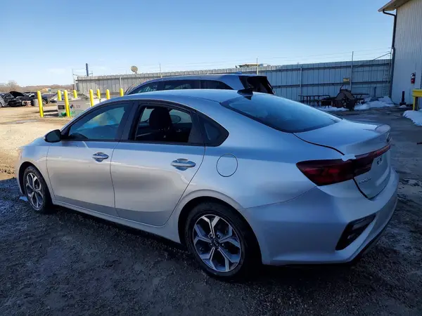 3KPF24AD0LE192173 2020 KIA FORTE - Image 2