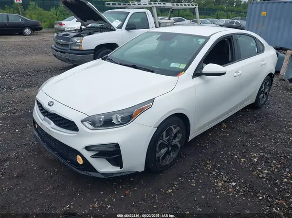 3KPF24AD0LE194652 2020 KIA FORTE - Image 2