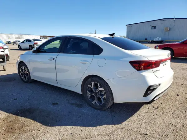 3KPF24AD0LE197504 2020 KIA FORTE - Image 2