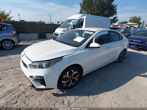 3KPF24AD0LE201874 2020 KIA FORTE - Image 2