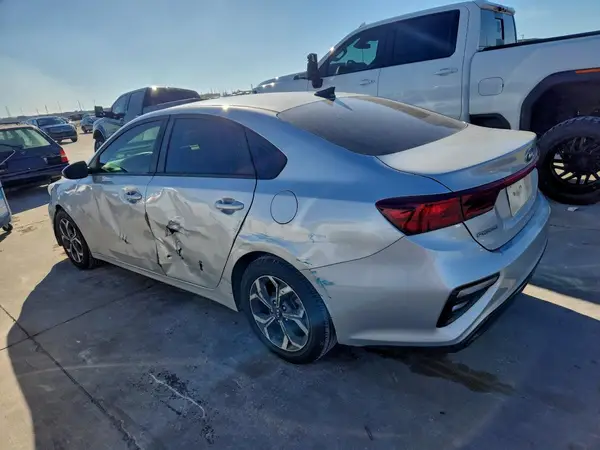 3KPF24AD0LE201910 2020 KIA FORTE - Image 2