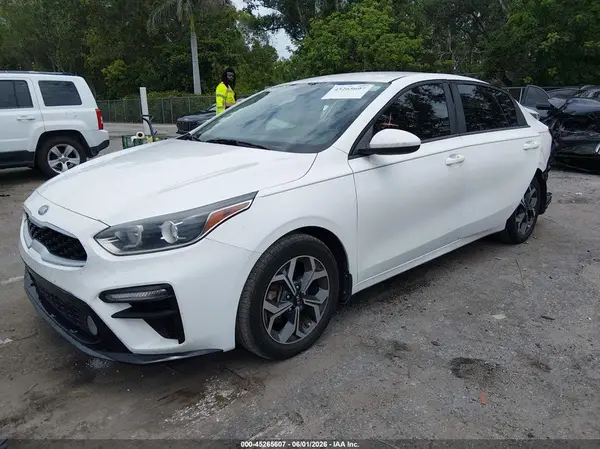 3KPF24AD0LE202944 2020 KIA FORTE - Image 2