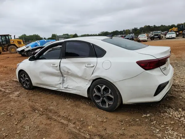 3KPF24AD0LE203284 2020 KIA FORTE - Image 2