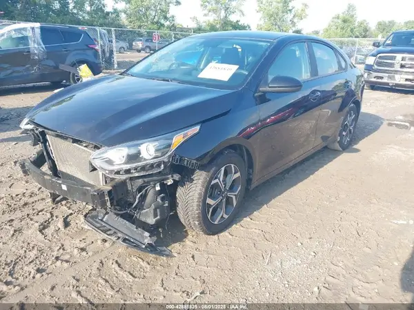 3KPF24AD0LE208937 2020 KIA FORTE - Image 2
