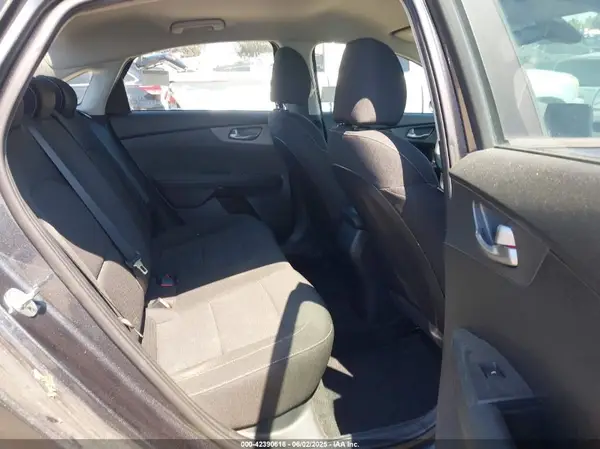 3KPF24AD0LE209151 2020 KIA FORTE - Image 8